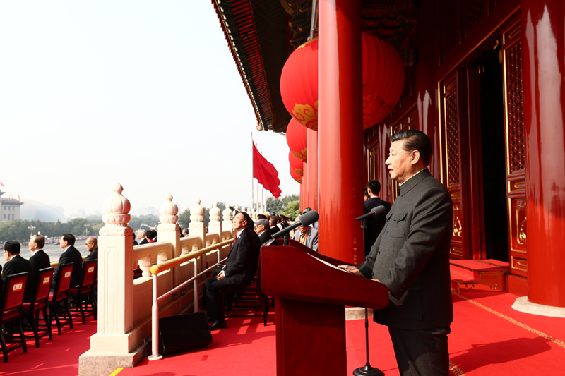 10月1日上午，慶祝中華人民共和國(guó)成立70周年大會(huì)在北京天安門廣場(chǎng)隆重舉行。中共中央總書記、國(guó)家主席、中央軍委主席習(xí)近平發(fā)表重要講話。